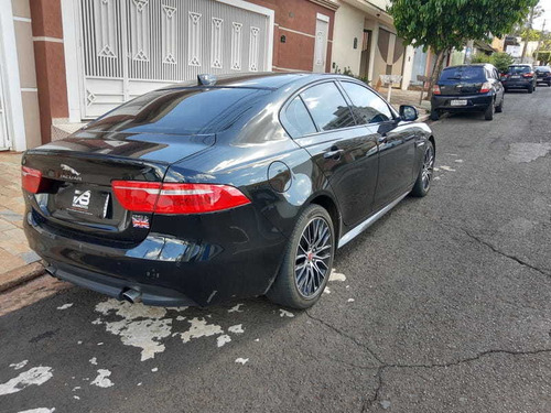 Jaguar Xe 2.0 R-sport 4p