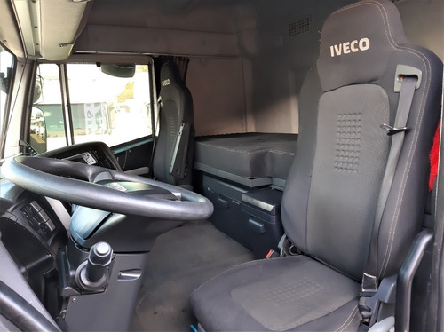 Imagem 9 de 15 de Iveco Stralis 480 6x4 Hiway Ano 2016/17 Bug Leve Automático