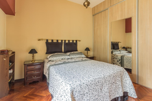 Venta Casa 4 Ambientes C/ Cochera - Pileta - Quincho - Permuta - Villa Devoto