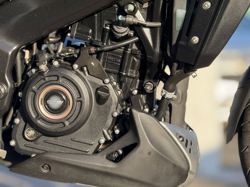 Bajaj Dominar Gasolina Automático