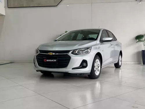 Comprar Hatch Chevrolet Onix Hatch 1.0 4P Flex Joy Prata 2018 em Botucatu-SP