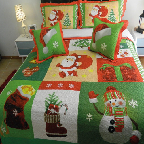 Imagen 2 de 5 de Cubrelecho Doble Navideño