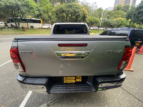 Imagen 7 de 24 de Toyota Hilux 2.4 4x4 2021