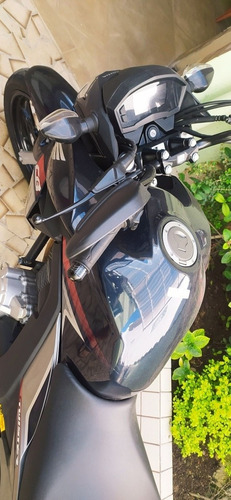 Imagem 3 de 8 de Honda Cb 250 Twister