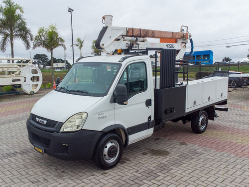 Iveco Daily 35s14 2016 3/4 Linha Viva Cesto Aéreo Masal 10m