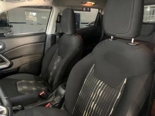 Imagem 10 de 13 de Fiat Toro 1.8 16v Evo Flex Endurance At6
