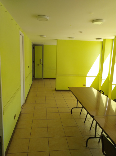 Ref:8716** Arriendo Dpto 1d+1b+terraza+bodega. Metro