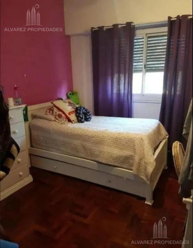 Imagen 12 de 13 de Casa 4 Ambientes Venta Castelar Sur Lote 550 M2 Apx