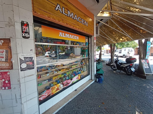 Imagen 2 de 13 de Fondo De Comercio Almacén Kiosco En Florida Esquina