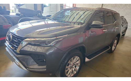 Toyota Hilux SW4 2.8 Srx 177cv 4x4 7as At
