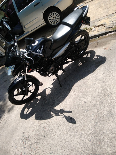 Bajaj Rouser 135 Ls