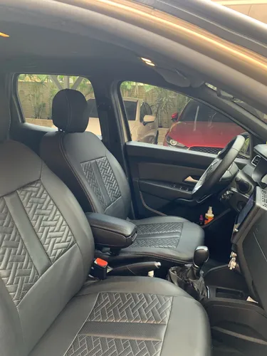 Renault Duster 1.3 Intense Cvt