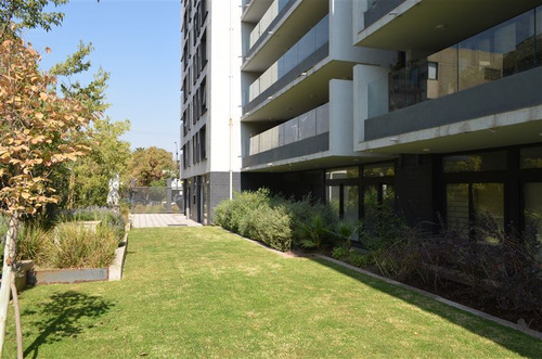 Venta Departamento De 2d-2b-1e Bustos-providencia