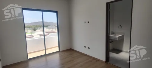 Casa En Venta En Valle Fontana