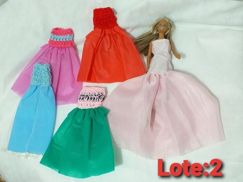 Vestido Para Barbie ,similar Muñeca Princesa Lote 5 Vestidos (Usado)
