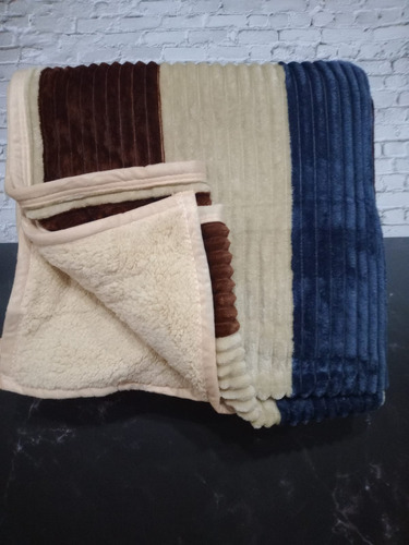 Frazada Acolchado Corderito Plush Frannel Soft 1.90x 240 Marron Y Bco Corderito