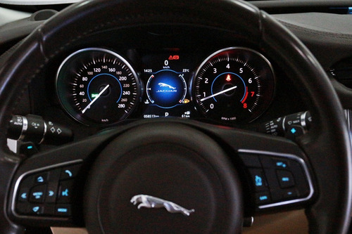 Imagem 11 de 15 de Jaguar Xf 2.0 Prestige Turbocharged 2017/2017