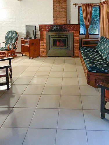 Hermosa E Importante Casa En Altos Del Pinar, Con Piscina!