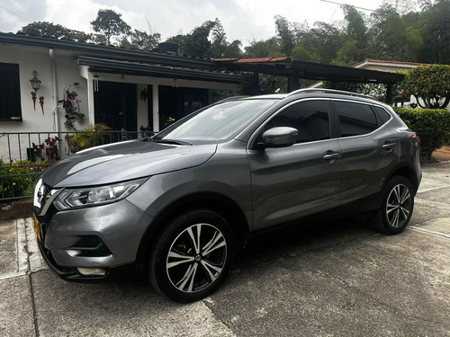 Nissan Qashqai 2.0 Advance 142 hp