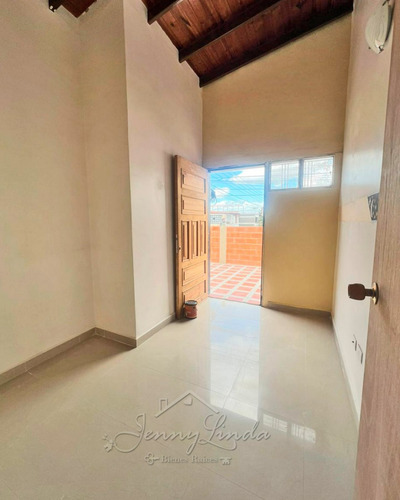 Se Vende!!! Casa En La Urbanización La Orquidea Maracay Aragua