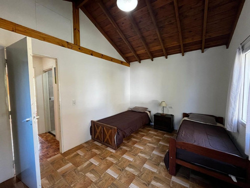 Venta De Casa + Monoambiente En La Caleta