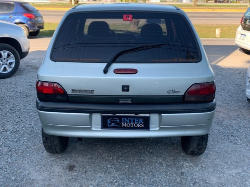 Renault Clio 1998 1.6 Rl