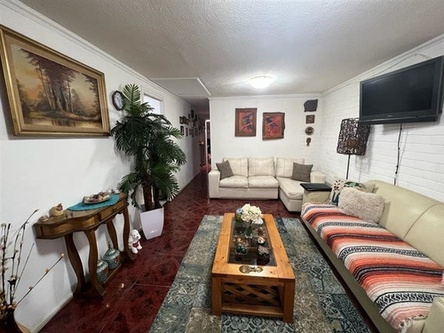 Imagen 3 de 14 de Casa En Venta De 3 Dorm, 1 Baño En Puente Alto