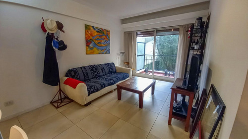 Imagen 3 de 14 de Venta - V. Urquiza, 3 Ambientes, Cfte, Balcón Corrido.