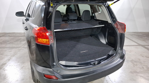 Toyota RAV4 2.5 XLE AWD AT