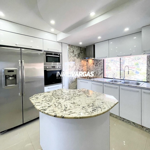 Imagen 5 de 14 de Apartamento En Venta Caribe 169 Mts 3 Habitaciones 3 Baños 2 Niveles