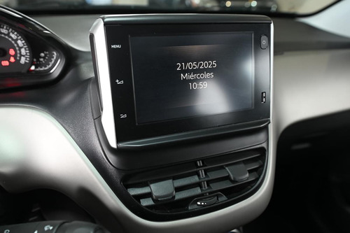 Peugeot 2008 1.6 Allure am20