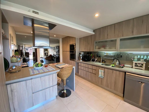 Se Vende Espectacular Depto Hermanos Cabott