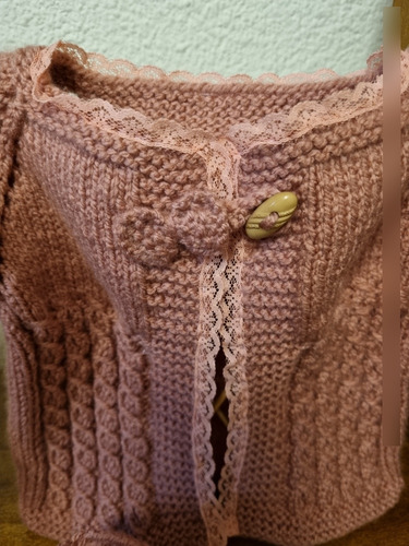 Conjunto De Bebe En Lana Gorro Escarpines Manta Y Bata Nena