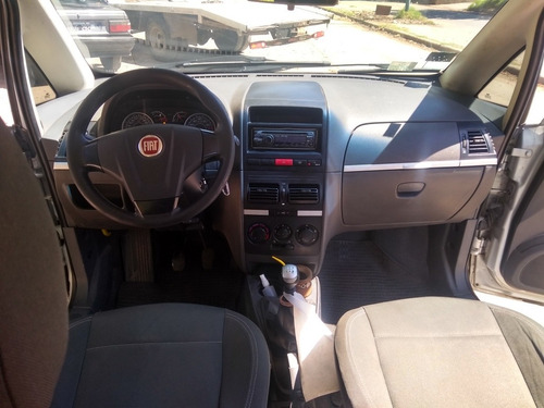 Fiat Idea 1.4 Attractive 82cv 2011
