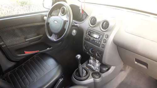 Ford Fiesta 1.6 Ambien. Plus