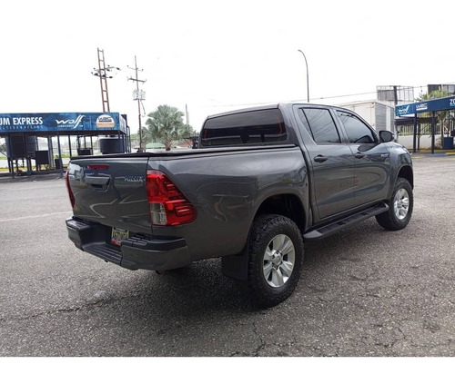 Imagen 7 de 15 de Toyota Hilux