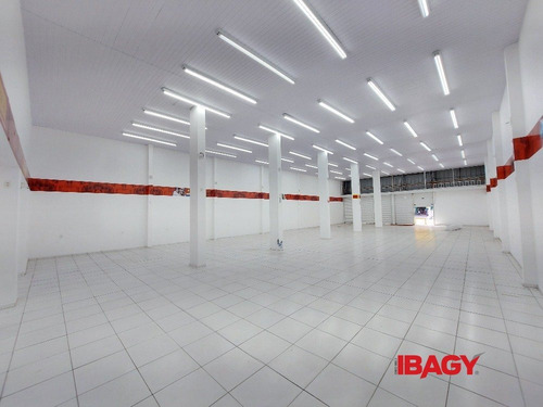 Imagem 4 de 10 de Oportunidade! Loja Em Rio Tavares - Florianopolis - L-115868