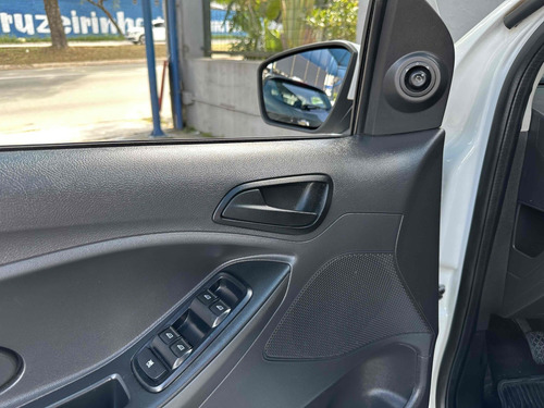 Ford Ka 1.5 TI-VCT FLEX SE PLUS SEDAN MANUAL