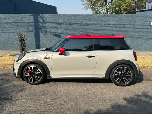 Mini John Cooper Works 2.0 Hot Chilli At