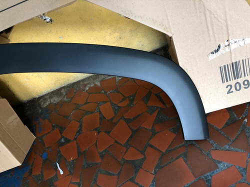 Aplique Para Lama Fiat Strada 2020 Novo Original Ld