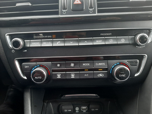 Imagen 14 de 15 de Kia Optima 2.4 Gdi Ex At 2018 Ac Abs Ee Vp Ba