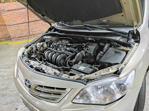 Imagen 12 de 15 de Toyota Corolla Gli 2014