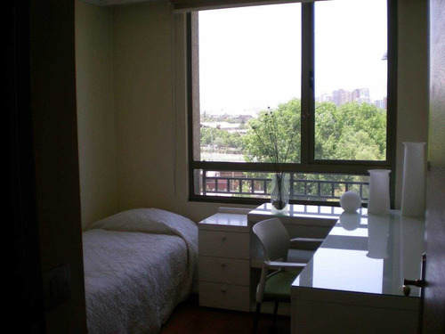 Departamento En Sector Club Manquehue