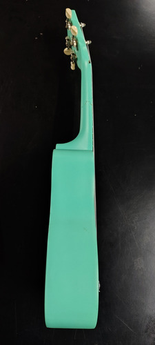 Ukelele Soprano Reparado Celeste (Usado)