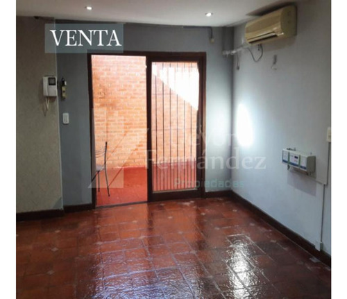 Casa Con Fondo
