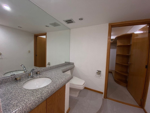 Imagen 18 de 26 de Venta De Departamento En Bosque De Toronjos