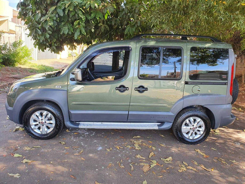 Imagem 3 de 8 de Fiat Doblò 1.8 Mpi Adventure 16v Flex 4p Manual