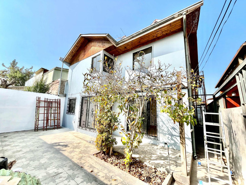 Arriendo Amplia Casa 7d-3b-2d $850.000, El Abrazo De Maipú