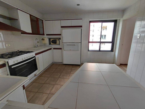 Apartamento En Venta En Valles De Camoruco - Wc