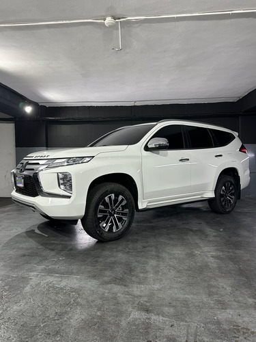 Mitsubishi Montero 2023